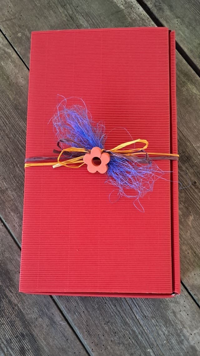 Geschenkbox Schokoliebe | Schnell’s Kürbiskerne GbR Geschenkbox Schokoliebe außen