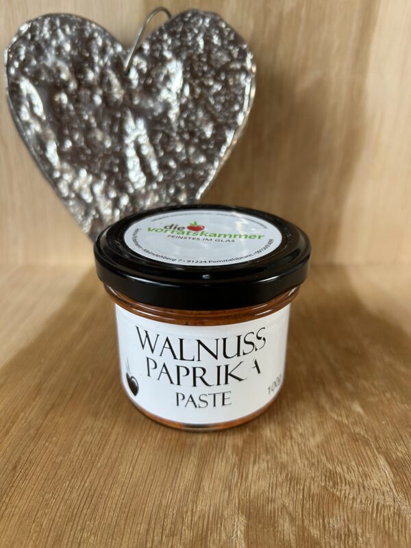 Walnuss-Paprika Paste