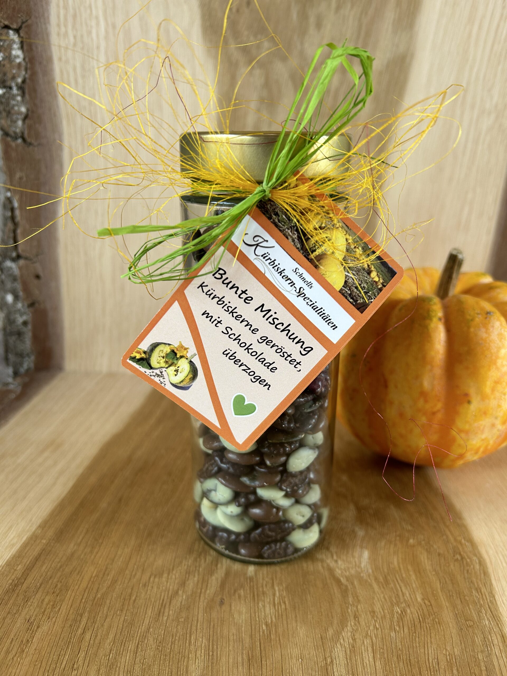 Willkommen bei Schnell's Kürbiskerne | Schnell’s Kürbiskerne GbR Bunte Mischung im Glas